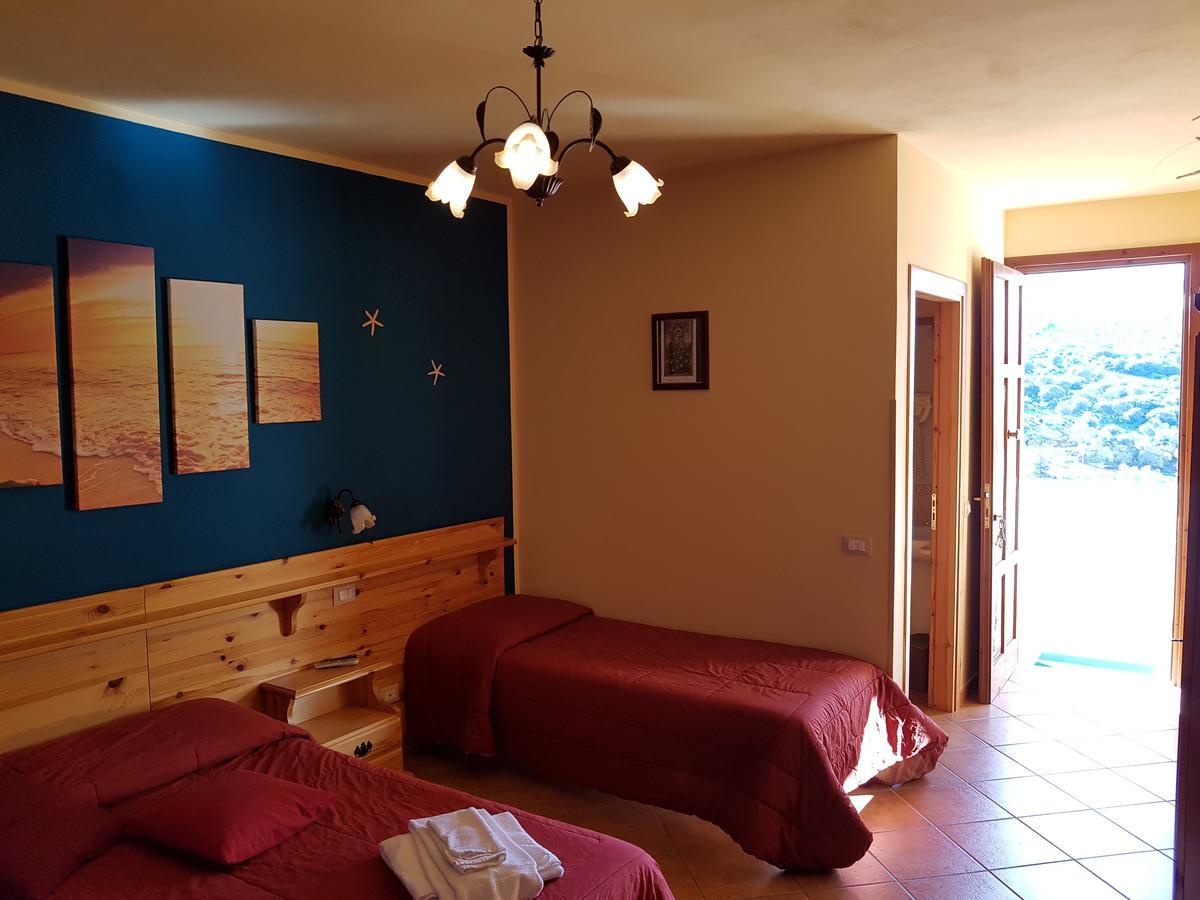 Il Cortile 3*