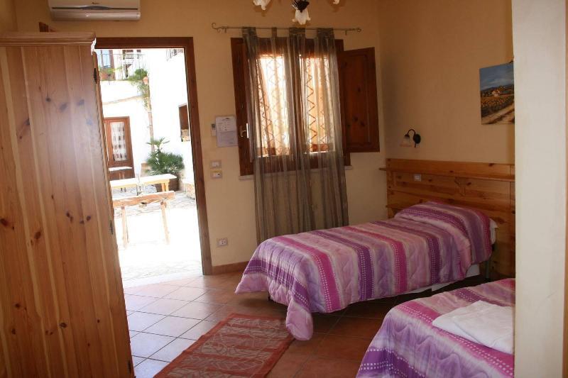 Il Cortile 3*